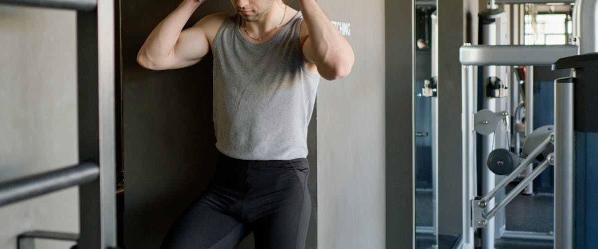 Fitness equipment in a modern gym — best exercise bikes for seniors